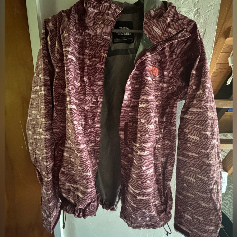 North Face woman’s rain jacket size small